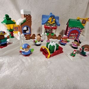 Fisher Price Little People Christmas Main Street Playset Retired HTF
